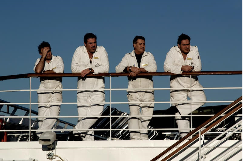 谈崩！海员涨薪遇阻：船东, 三年内涨3%；海员, 明年要涨6.5%