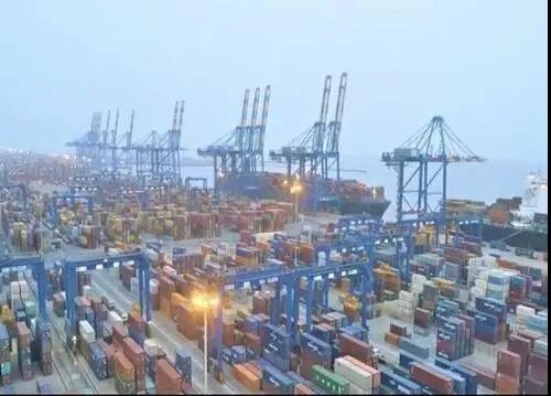 印度以可能装有未申报危险货物为由，扣押多个运往上海集装箱