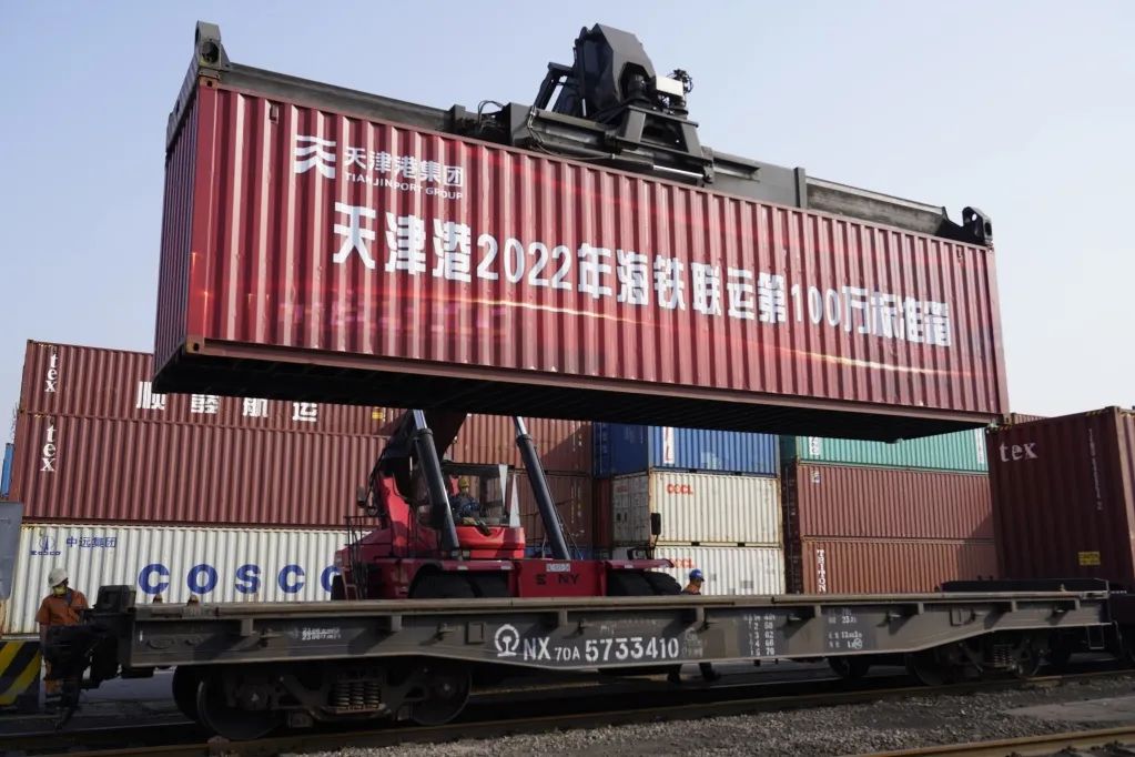 同比增长21.1%！天津港今年海铁联运量完成100万标准箱