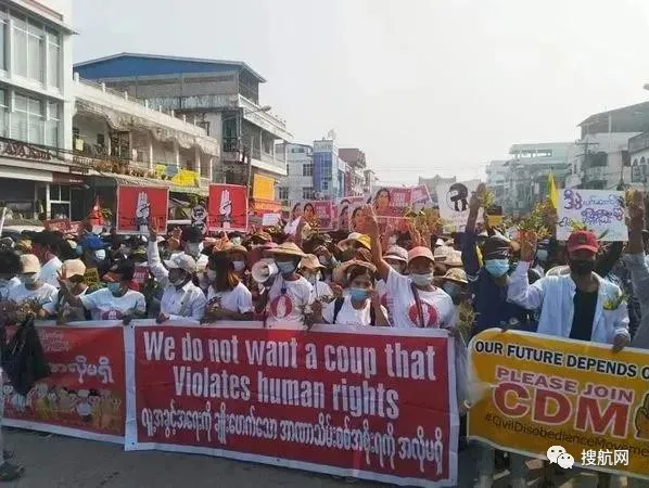 东南亚该国数十万人大游行，班轮业务中断！北美一大港将进行大罢工！