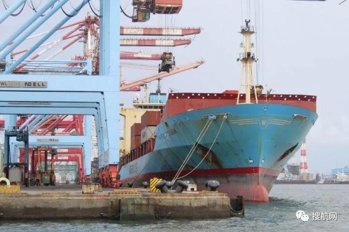 注意！全球运力收紧，多家船公司宣布明年1月停航计划，中国华南部分驳船服务被暂停