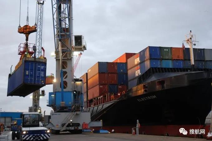 除了停航和收取额外附加费，又有5艘集装箱船跳港英国港口