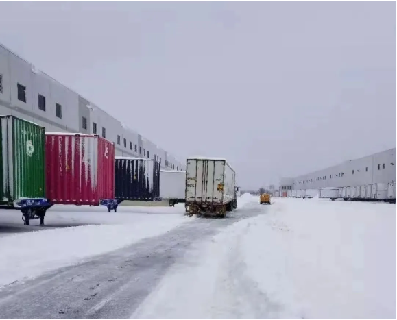 出货注意！美东遭暴风雪侵袭进入紧急状态，码头关闭暂停运营；美西将持续拥堵到2月中下旬